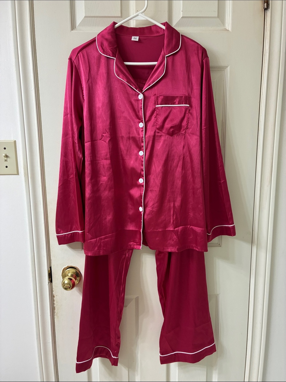 🌷3 for $25🌷Unbranded, US M, Magenta & White Trim 2 Piece Pajama Set, NWOT